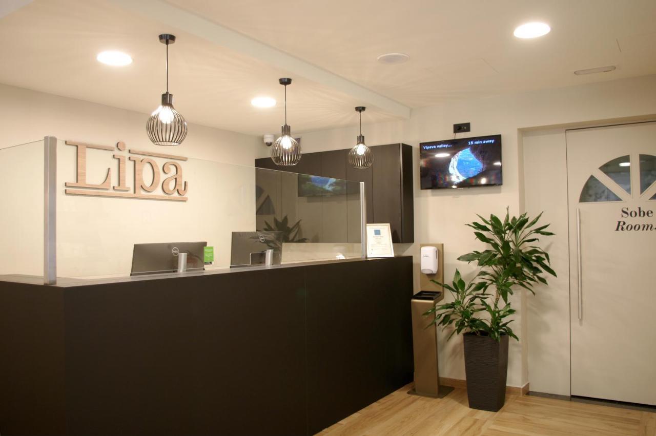 Lipa, & Bistro Szálloda 3*