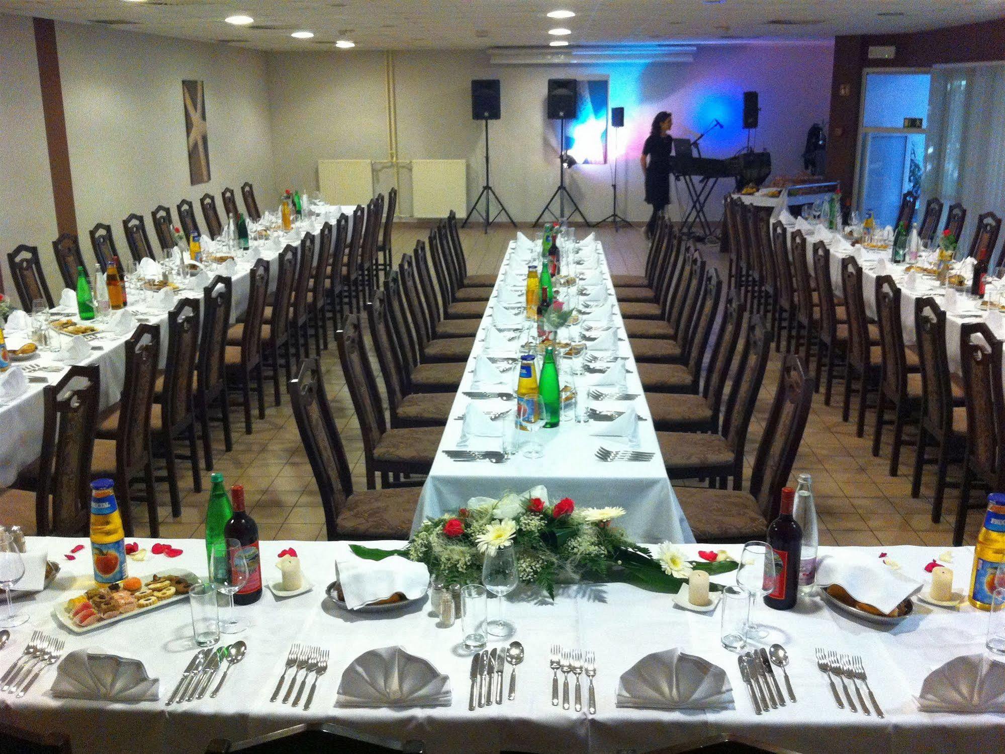 Lipa, & Bistro Szálloda Nova Gorica